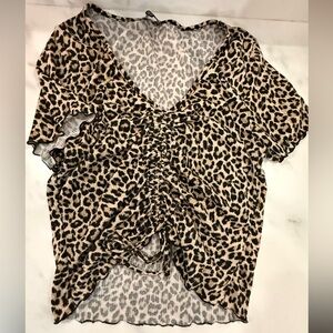 Fashion nova-2 tops included